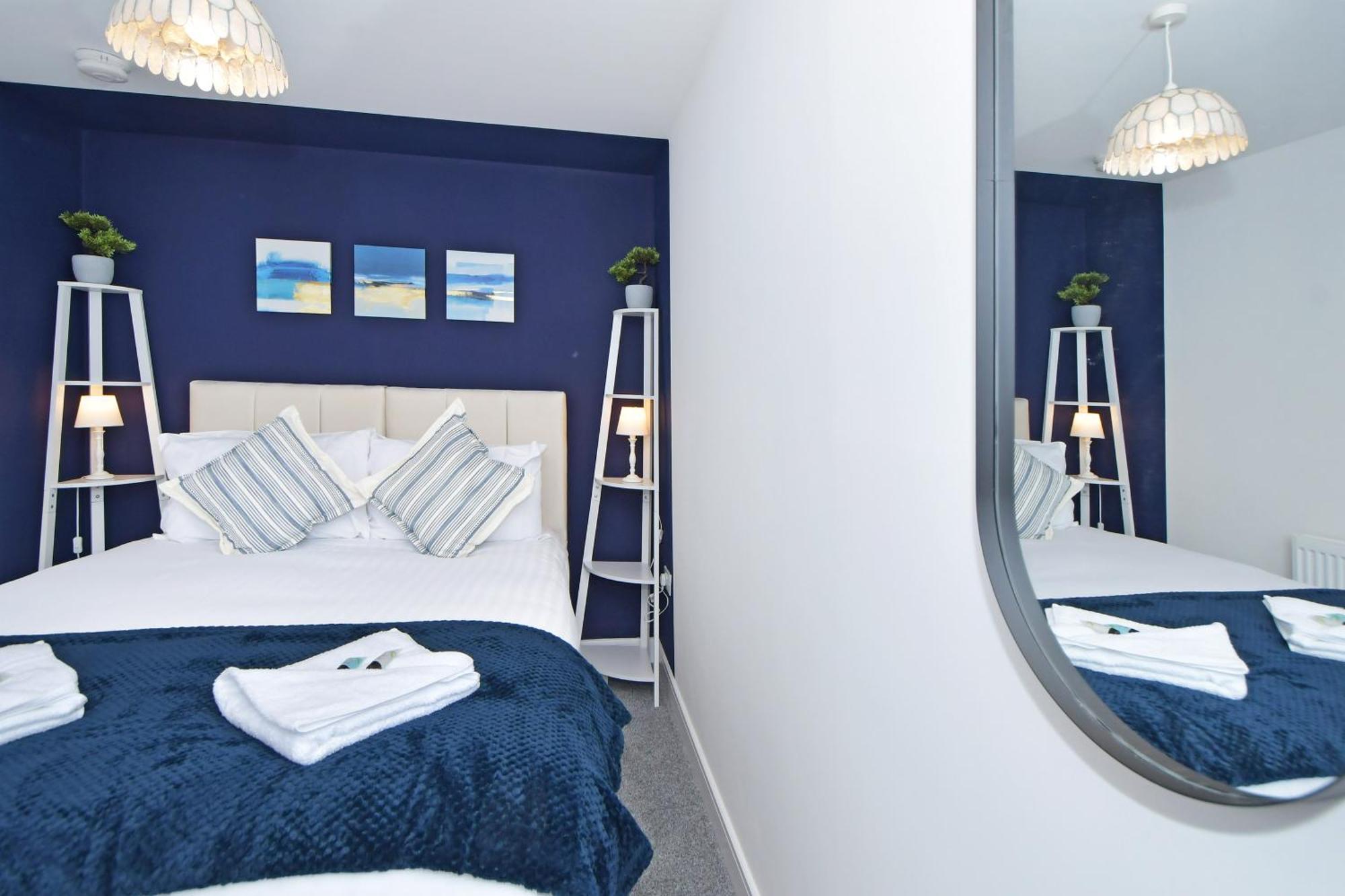 Sapphire Apartments By Yourstays - Luxury 2 Bedroom Apartments In Crewe Exterior photo